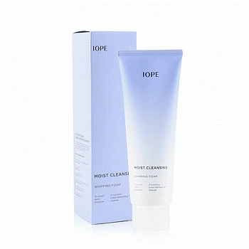 Осветляющая очищающая пенка Moist Cleansing Whipping Foam